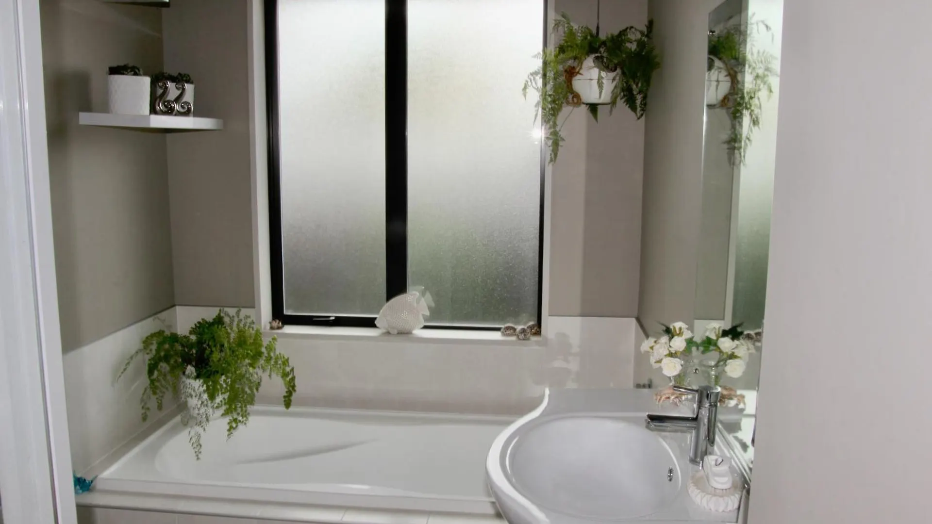 Bed & Breakfast Third St Studio Christchurch New Zealand